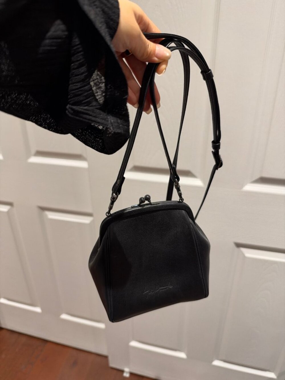 Yohji Yamamoto Black Leather Kiss Lock Crossbody Bag